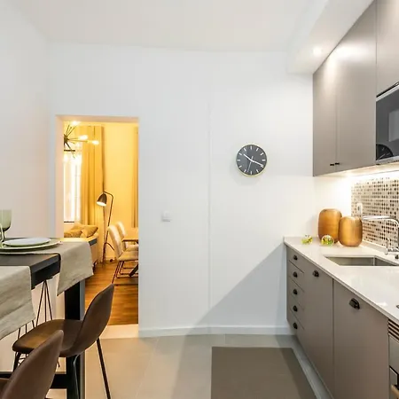 아파트 Chic 2br In Historic Alfama | Heart Of Culture By Lisbeyond *